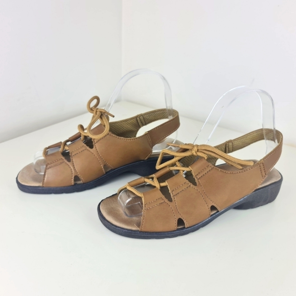 Tender Tootsies Comfort  Brown Leather Sandal Lace Up Size 6